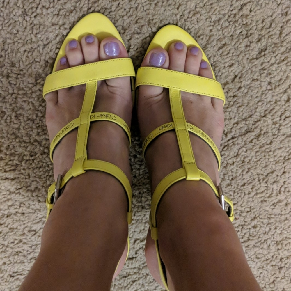 Adorable Calvin Klein heels